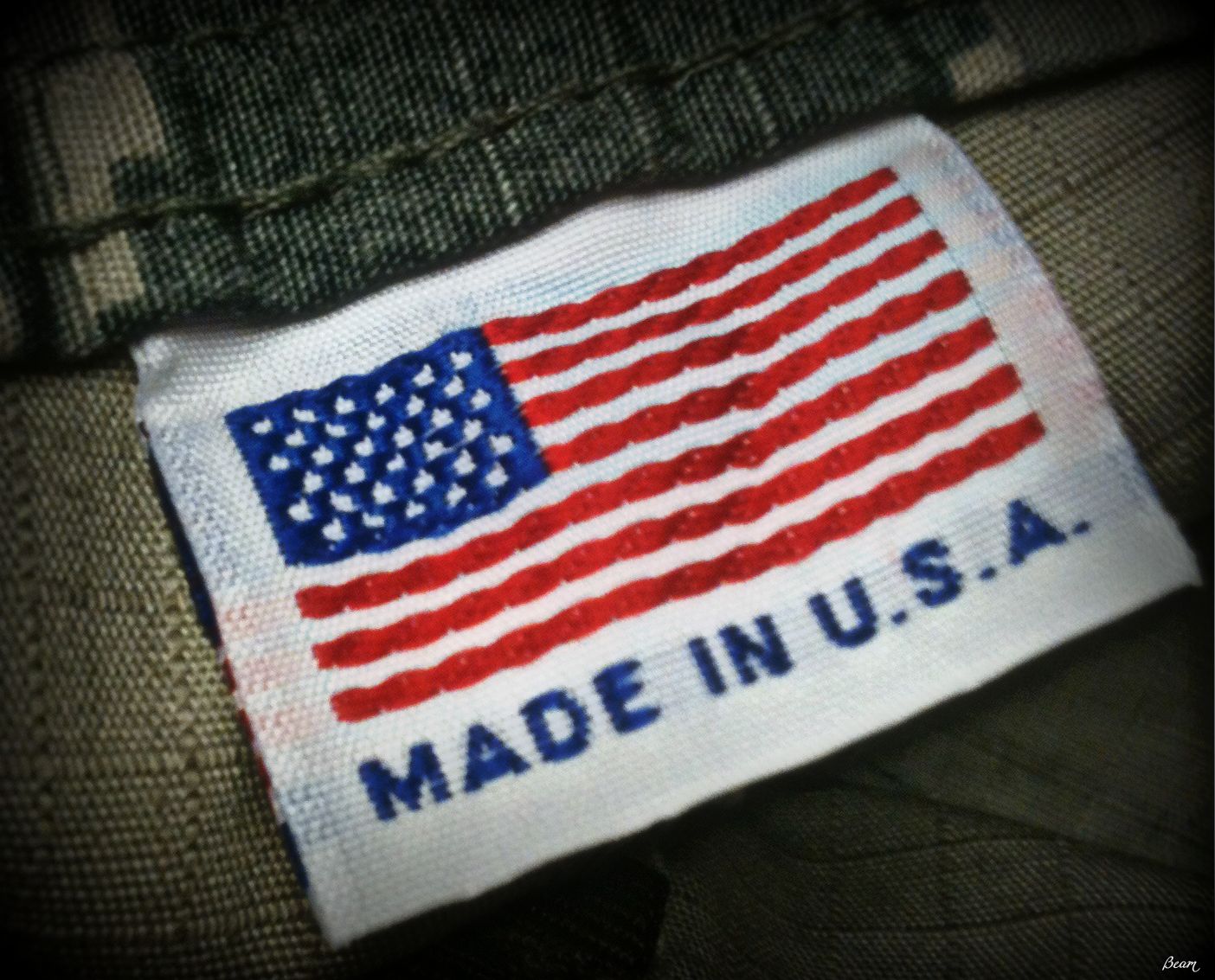 Tips to find American clothing manufacturers by small business owners - Alanic Blog