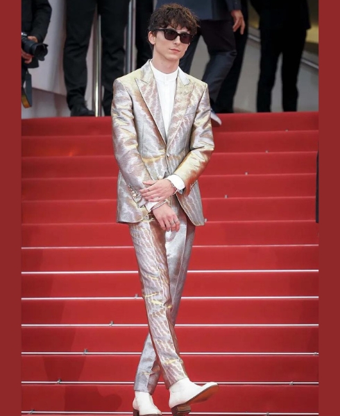 silverish-golden suit with cream boots