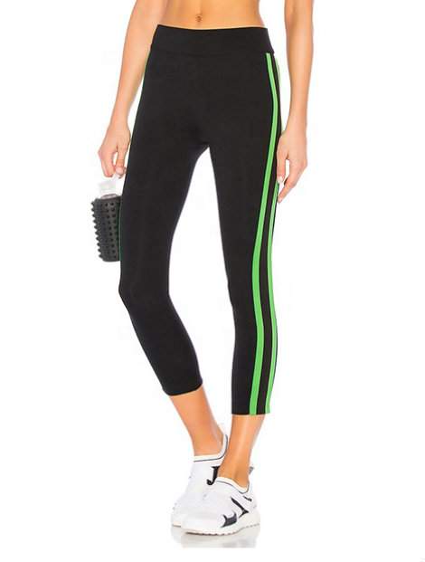 Wholesale Hot Black Gym Capri Manufacturer