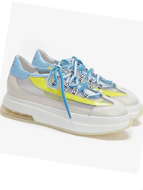 Shoe shop manufacturers uk