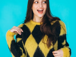 MULTI-COLORED WOMEN’S SWEATER MANUFACTURER